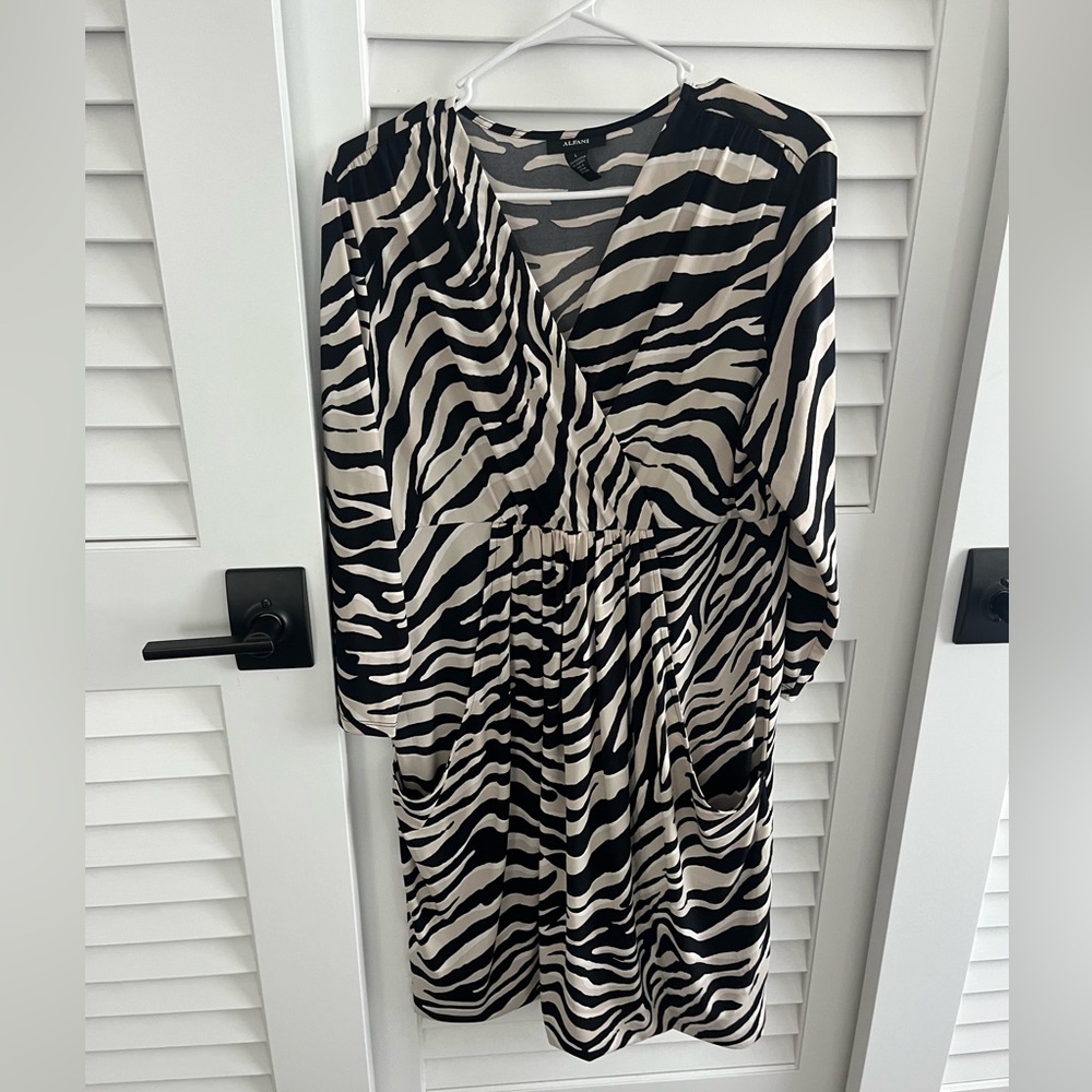 A black white and cream Alfani dress